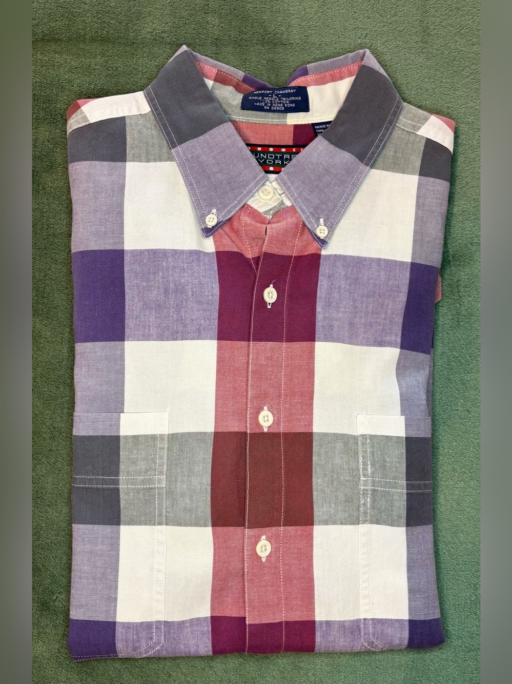 Roundtree & Yorke Men's , Multi-Color Plaid Button-Down Shirt, Size: L. (6399)